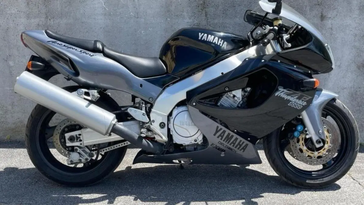 Yamaha   (2)