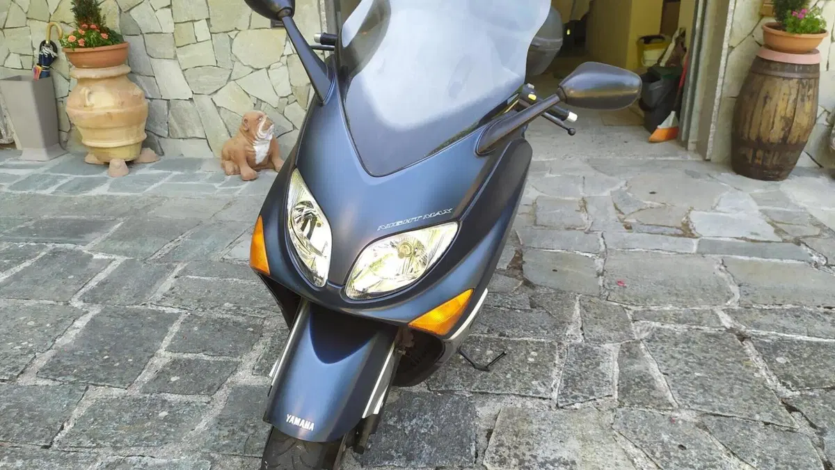Yamaha T-Max 500 Night Max (2007 - 08)  (3)
