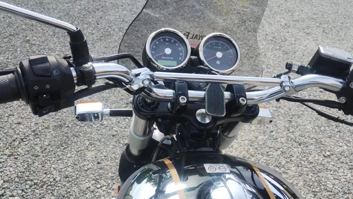 Royal Enfield Interceptor 650 (2021 - 26)  (8)