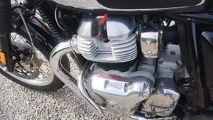 Royal Enfield Interceptor 650 (2021 - 26)  (10)