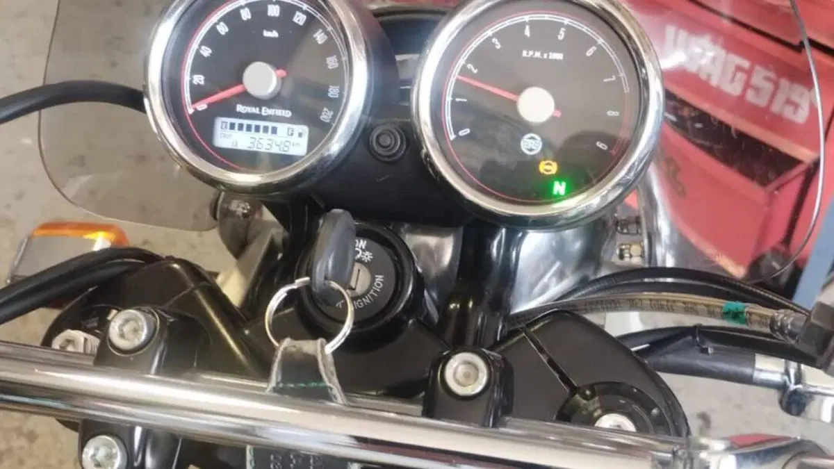 Royal Enfield Interceptor 650 (2021 - 26)  (6)