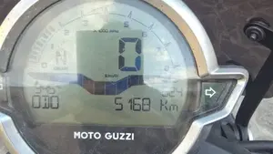 Moto Guzzi V7 Stone Special Edition (2022 - 25)  (7)