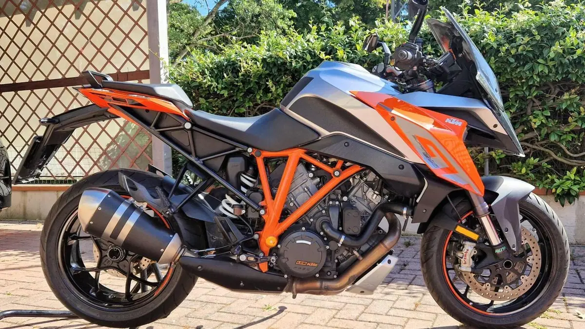 KTM 1290 Super Duke GT ABS (2016 - 18) 