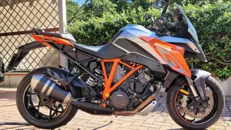 KTM 1290 Super Duke GT ABS (2016 - 18) usata