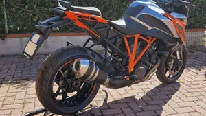KTM 1290 Super Duke GT ABS (2016 - 18)  (6)