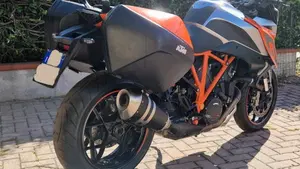 KTM 1290 Super Duke GT ABS (2016 - 18)  (8)