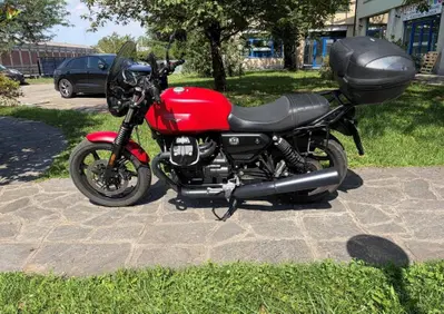 Moto Guzzi V7 Stone (2021 - 24) - Annuncio 10044800