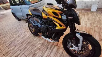 MV Agusta Dragster 800 RR SCS (2021 - 25) usata