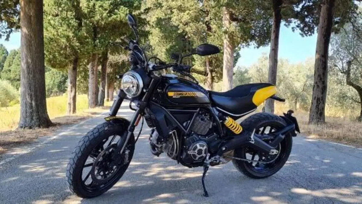 Ducati Scrambler 800 Full Throttle (2017 - 21) 