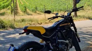 Ducati Scrambler 800 Full Throttle (2017 - 21)  (3)