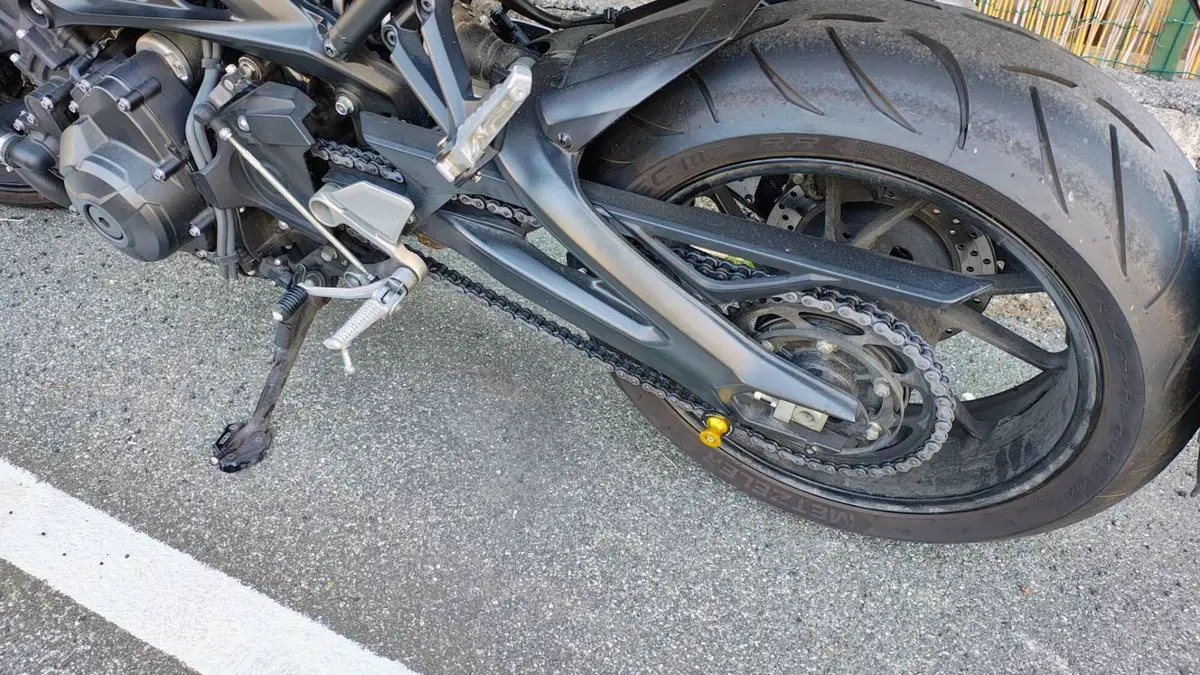 Yamaha XSR 900 ABS (2016 - 20)  (4)