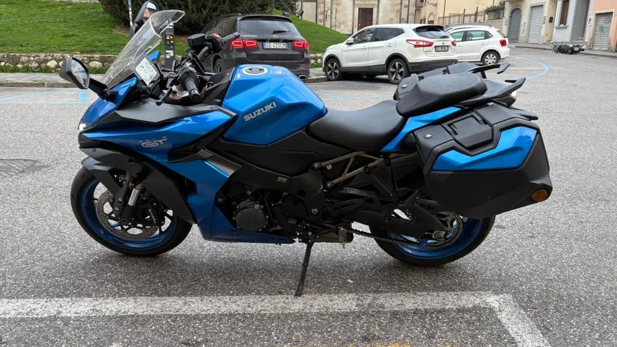 Suzuki GSX-S1000GT (2022 - 24)  (2)