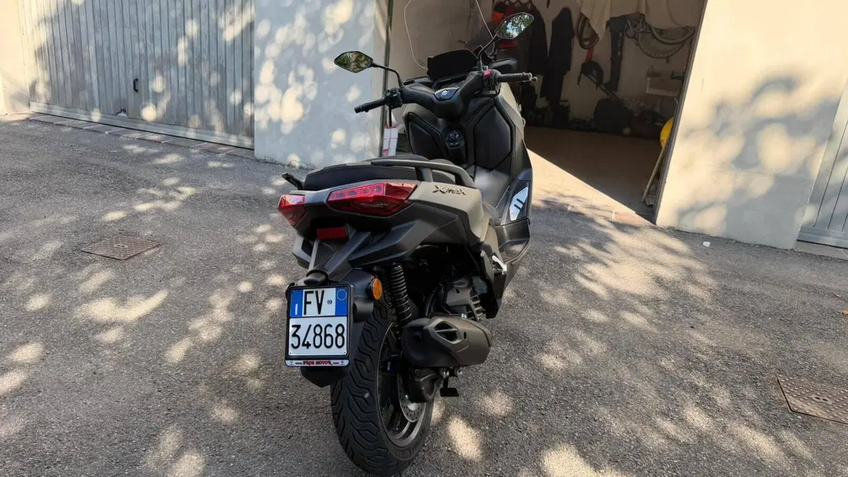Yamaha X-Max 125 (2025 - 26)  (4)