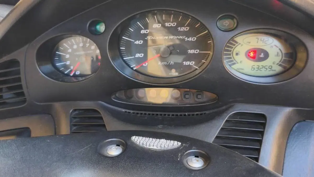Honda Silver Wing 400 (2006 - 09)  (2)