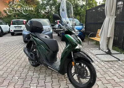Honda SH 125i Vetro (2024 - 25) - Annuncio 10044899