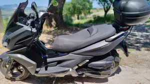 Kymco K-Xct 300i (2012 - 17)  (2)