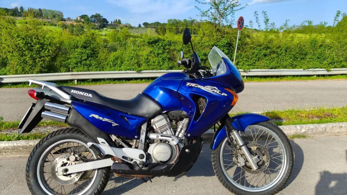 Honda Transalp XL 650V (2000 - 04) 