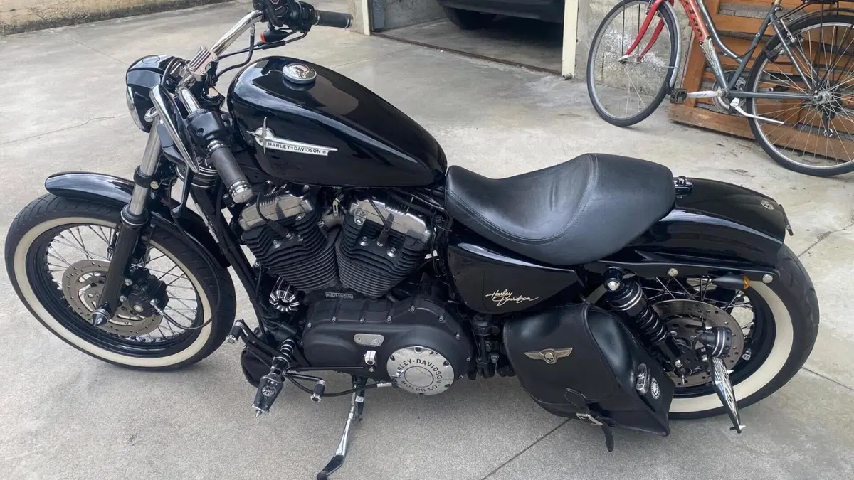 Harley-Davidson 1200 Custom (2007 - 13) - XL 1200C  (13)