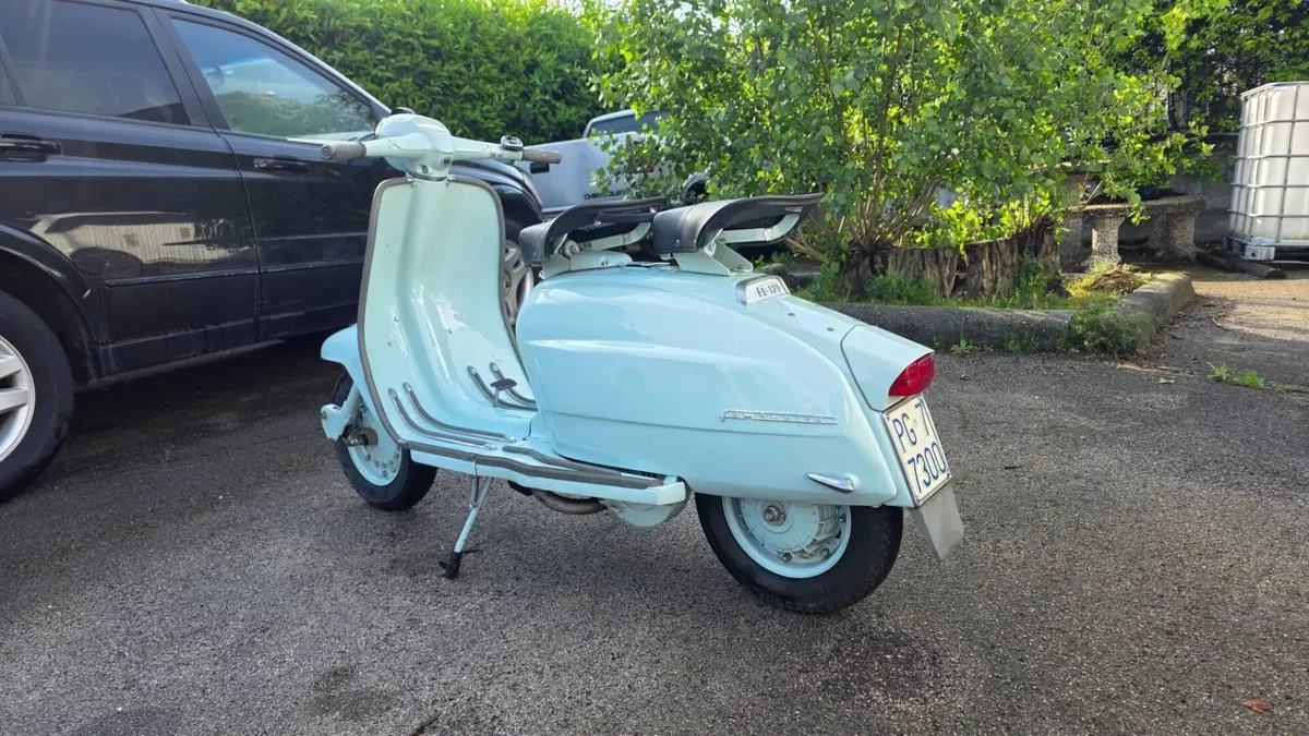 Lambretta   (2)