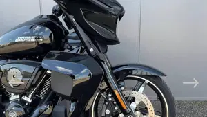 Harley-Davidson Street Glide (2024 - 26)  (4)