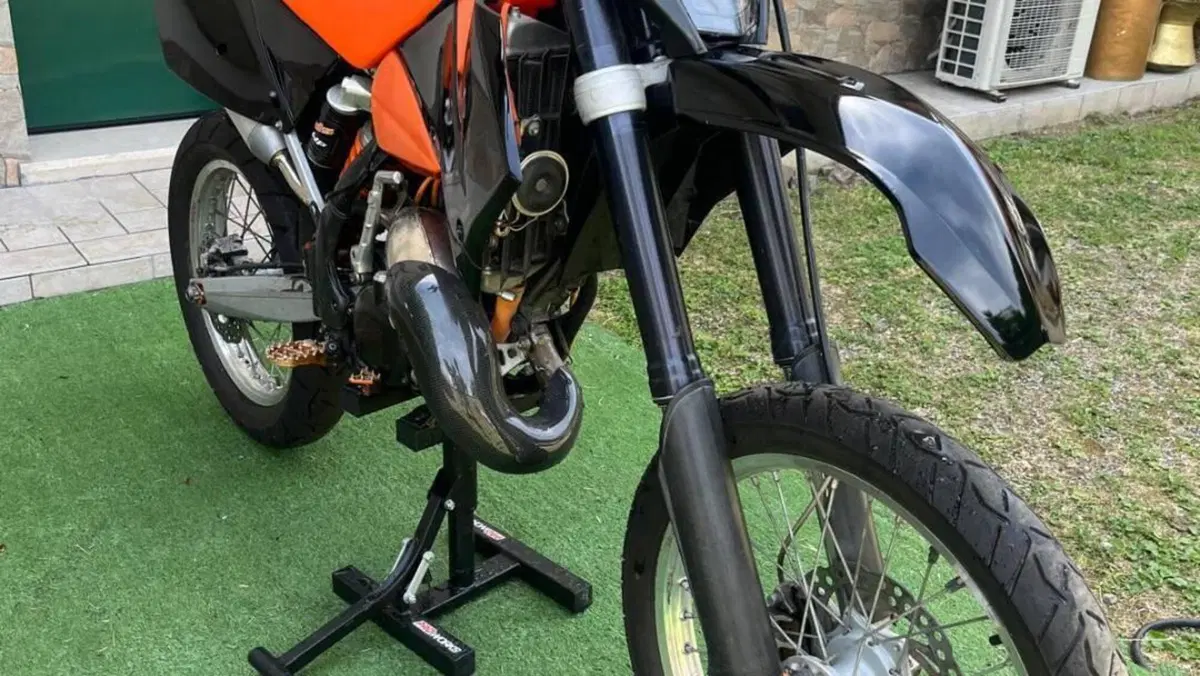 KTM 125 EXC (2005)  (6)
