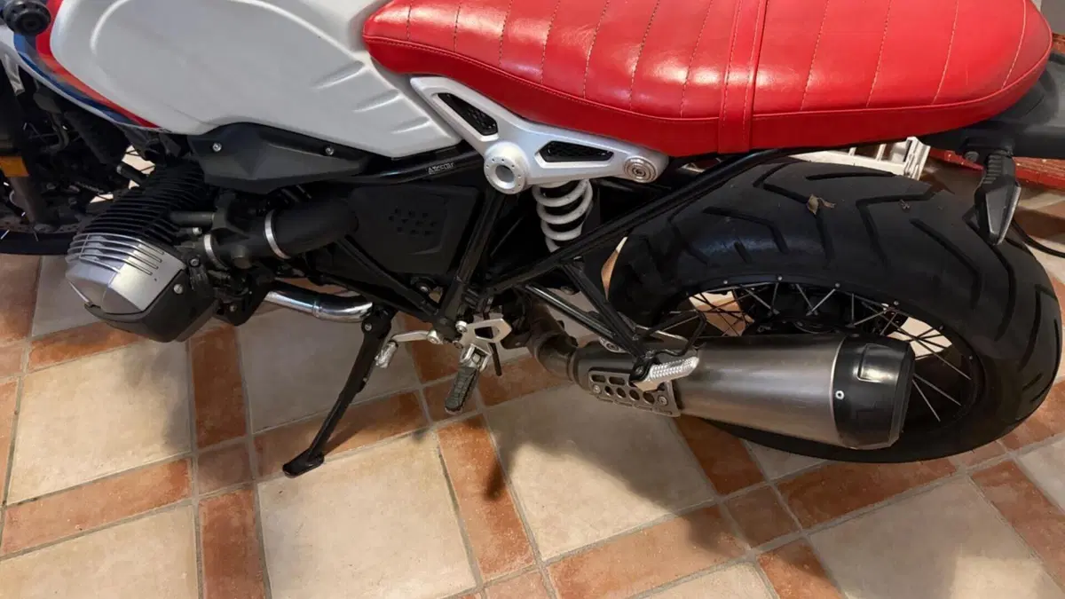 Bmw R nineT Urban GS (2021 - 24)  (4)