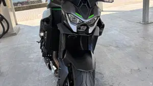 Kawasaki Z 900 Performance (2025 - 26) 
