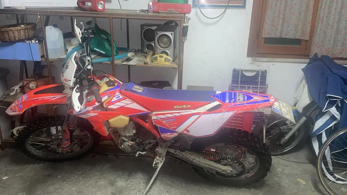 Betamotor RR 350 4T Enduro Racing EFI (2016)  (2)