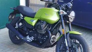 Moto Guzzi V7 Sport (2025 - 26)  (4)