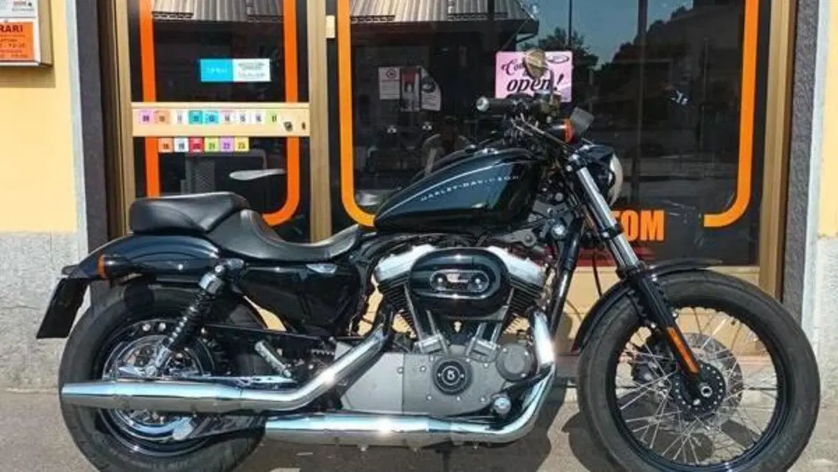 Harley-Davidson XL 1200N Nightster (2008 - 12)  (8)