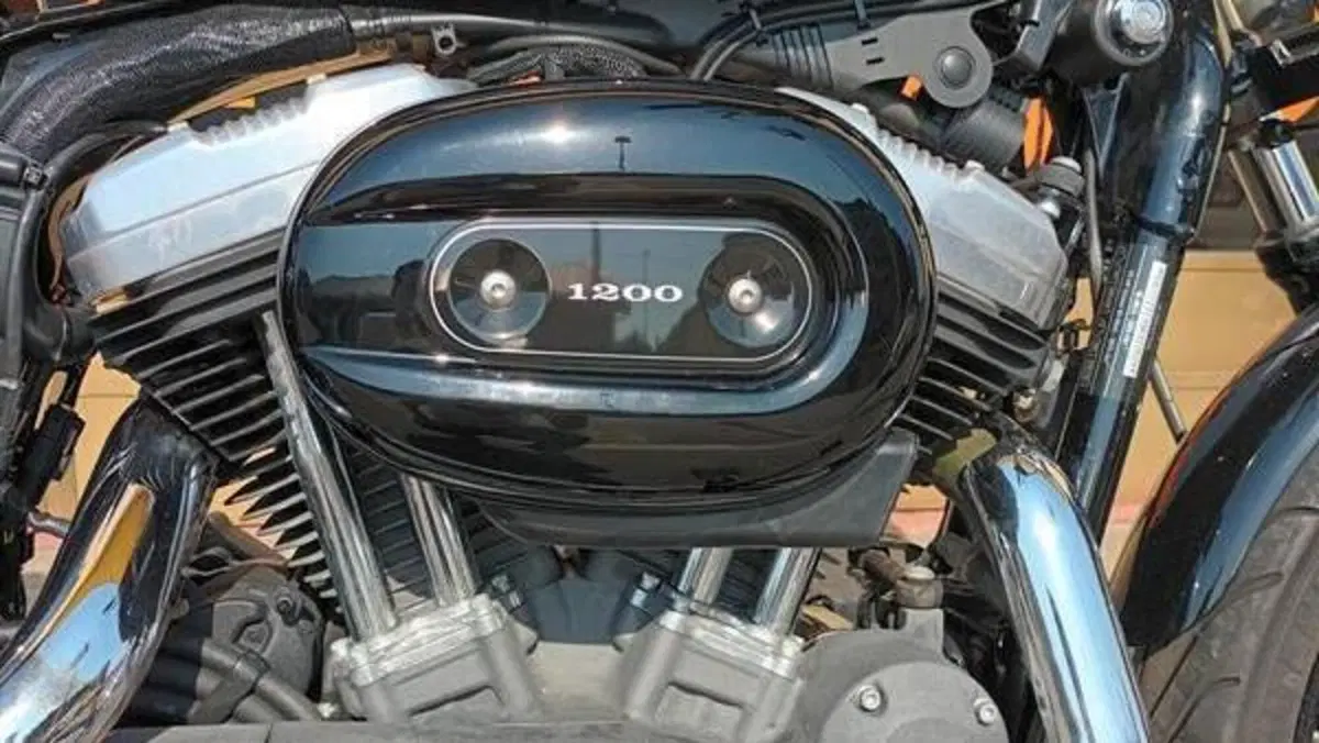 Harley-Davidson XL 1200N Nightster (2008 - 12)  (13)