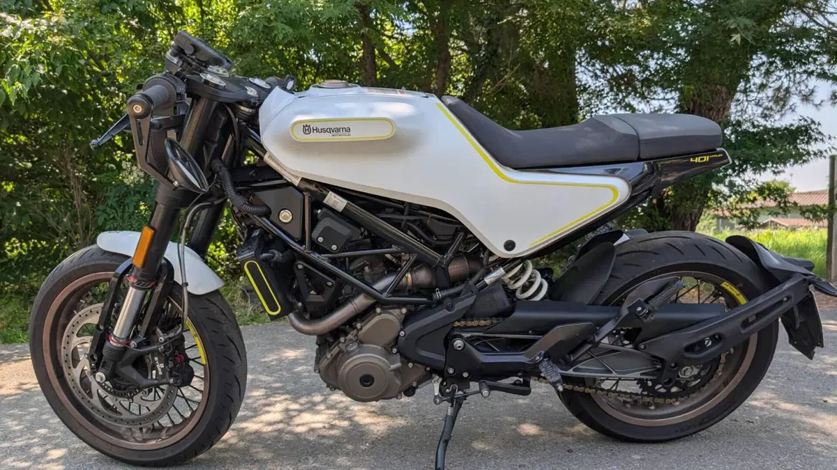 Husqvarna Vitpilen 401 (2018 - 19)  (3)