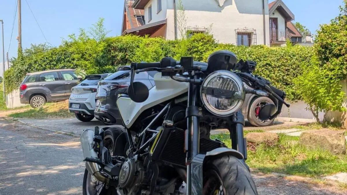 Husqvarna Vitpilen 401 (2018 - 19)  (5)