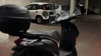 Piaggio Liberty S 50 4T (2020) usata