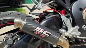 Honda CBR 1000 RR Fireblade (2008 - 11)  (10)