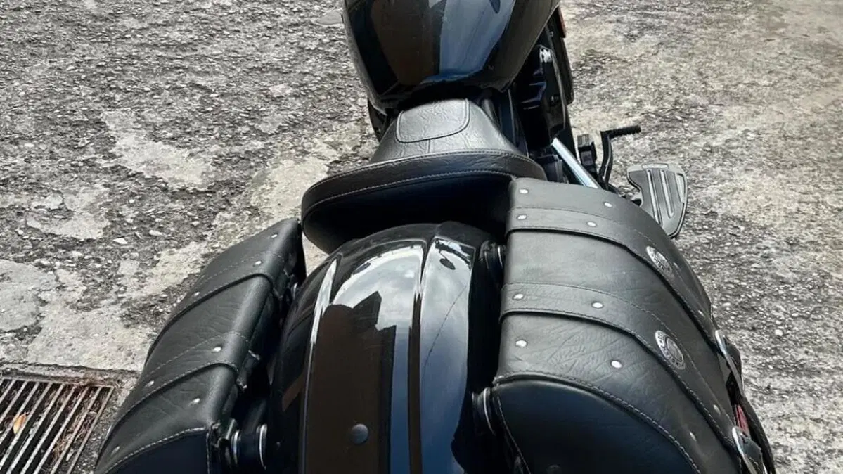 Indian Scout Sixty (2017 - 19)  (2)