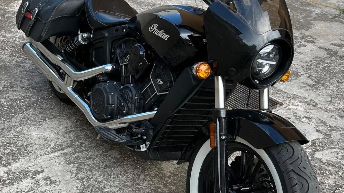 Indian Scout Sixty (2017 - 19)  (4)