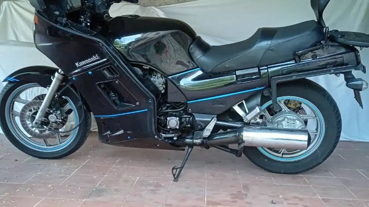 Kawasaki   (2)