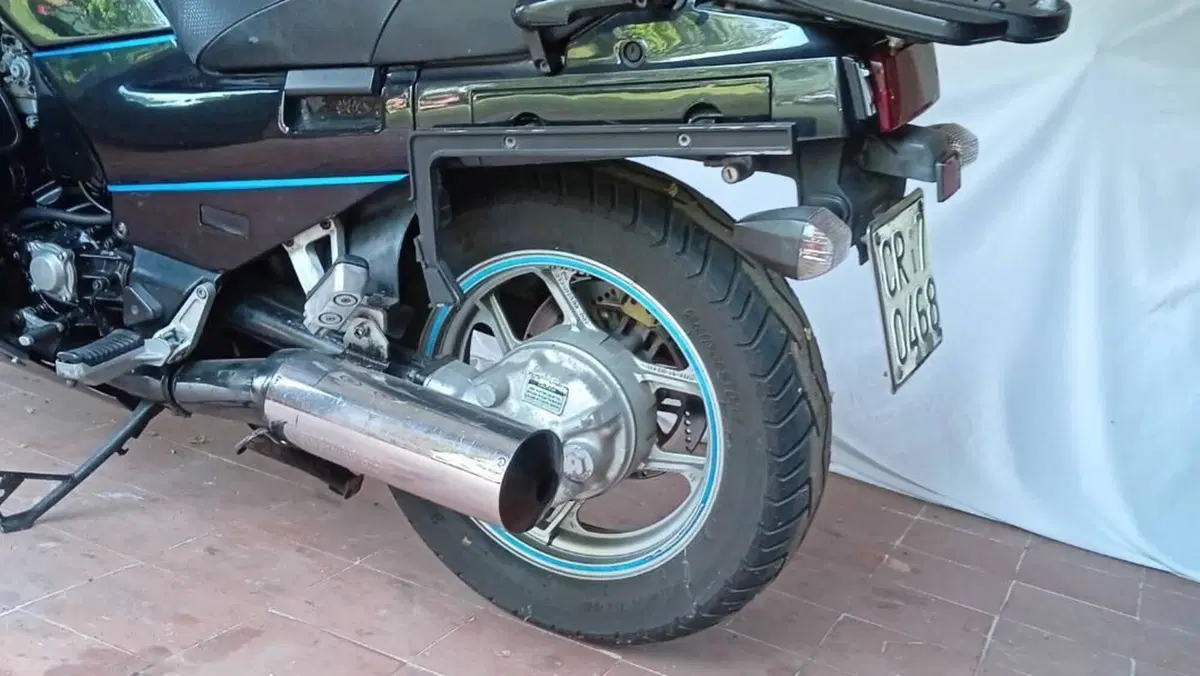 Kawasaki   (4)