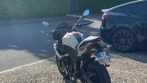 Aprilia Tuono 125 (2021 - 24)  (3)