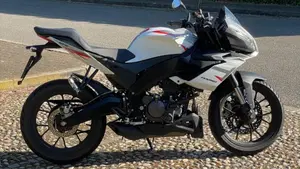 Aprilia Tuono 125 (2021 - 24)  (5)