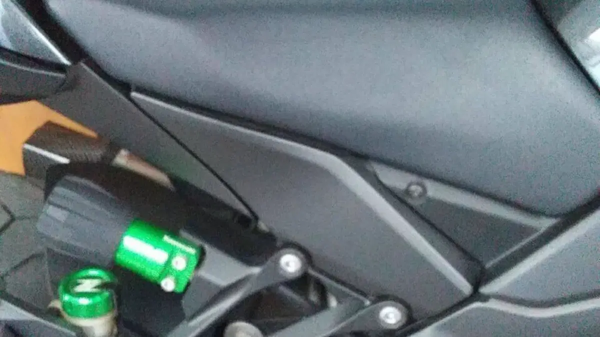 Kawasaki Z 1000 SX ABS (2014 - 16)  (6)