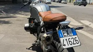 Bmw R nineT Scrambler (2021 - 24)  (4)