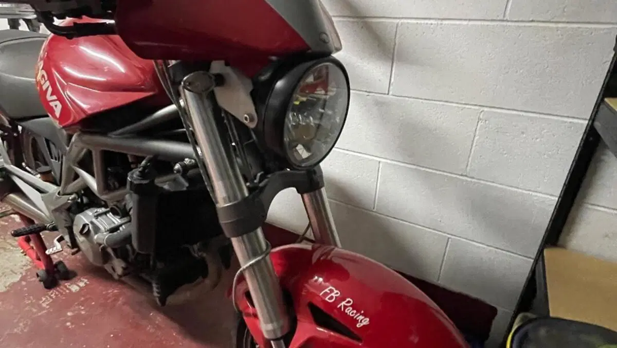 Cagiva Raptor 650 (2005 - 07)  (3)