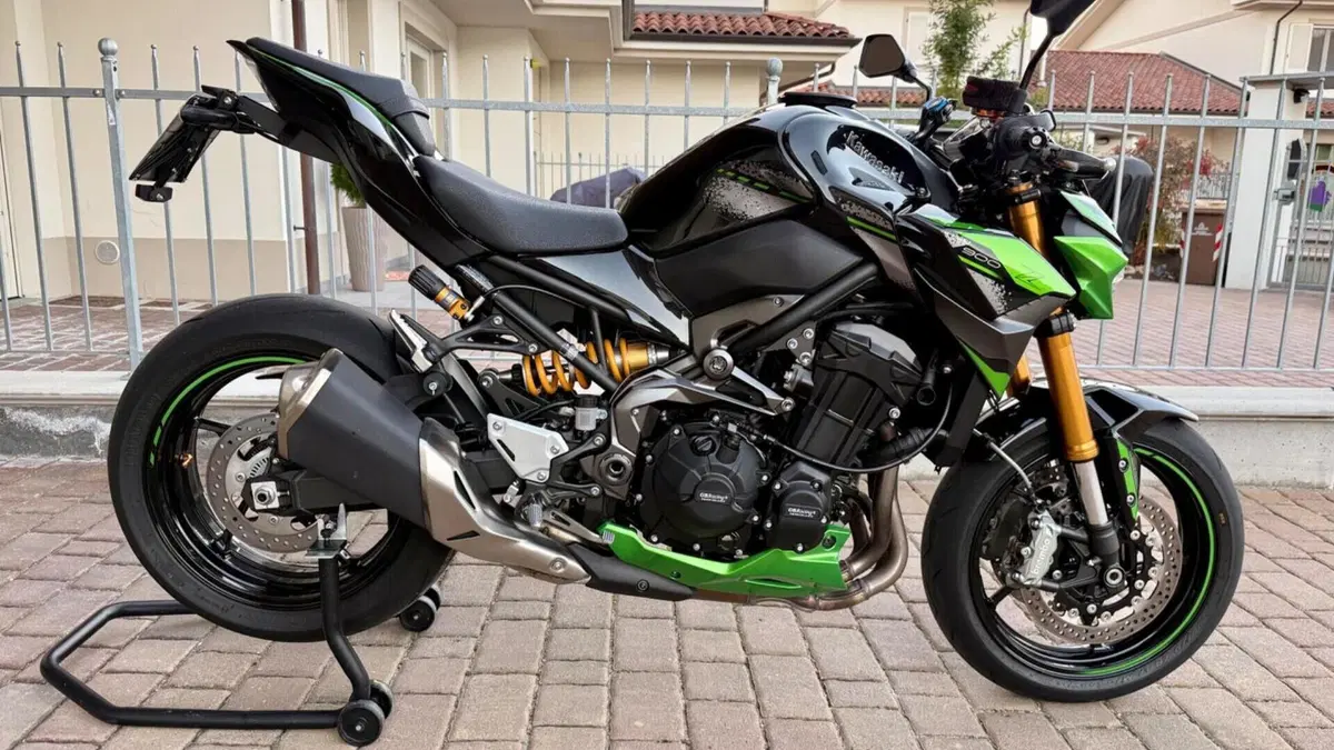 Kawasaki Z 900 SE (2022 - 24)  (3)