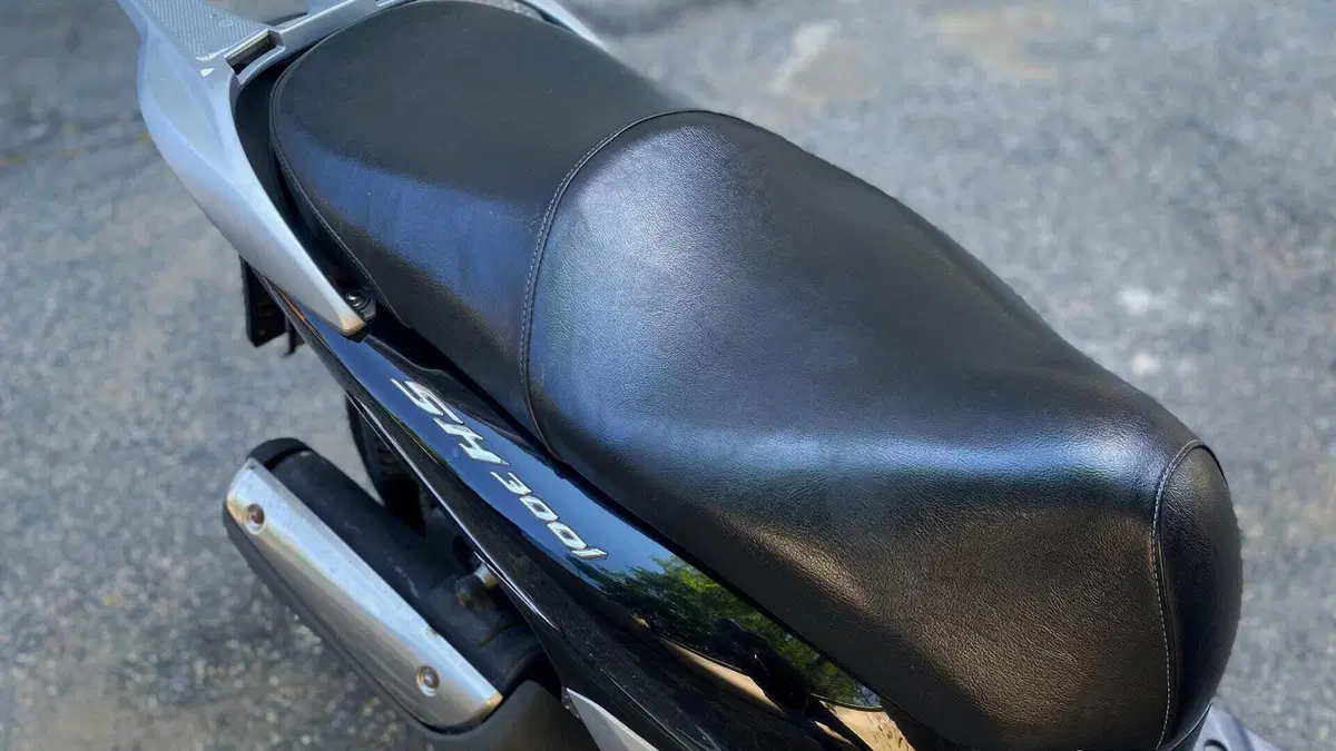Honda SH 300 i (2011 - 14)  (3)