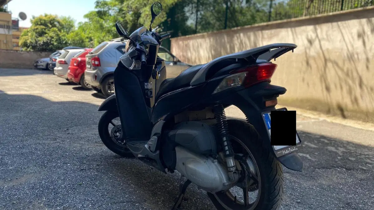 Honda SH 300 i (2011 - 14)  (7)
