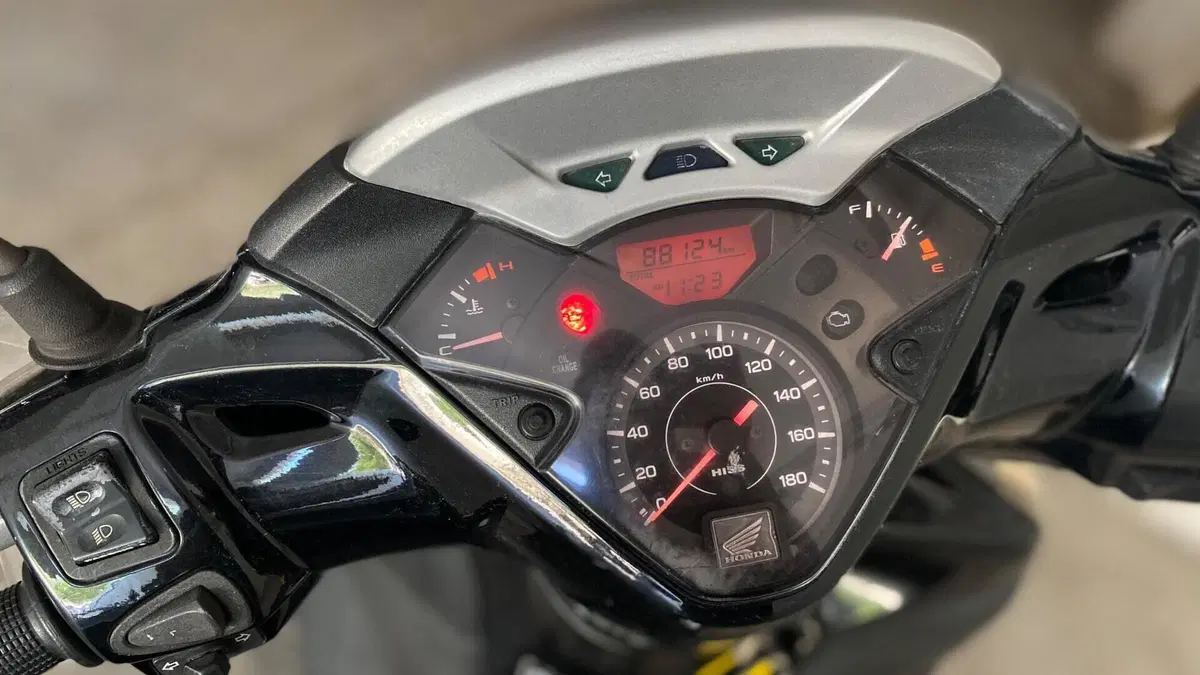 Honda SH 300 i (2011 - 14)  (8)