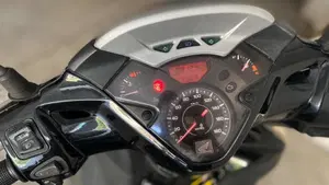Honda SH 300 i (2011 - 14)  (8)