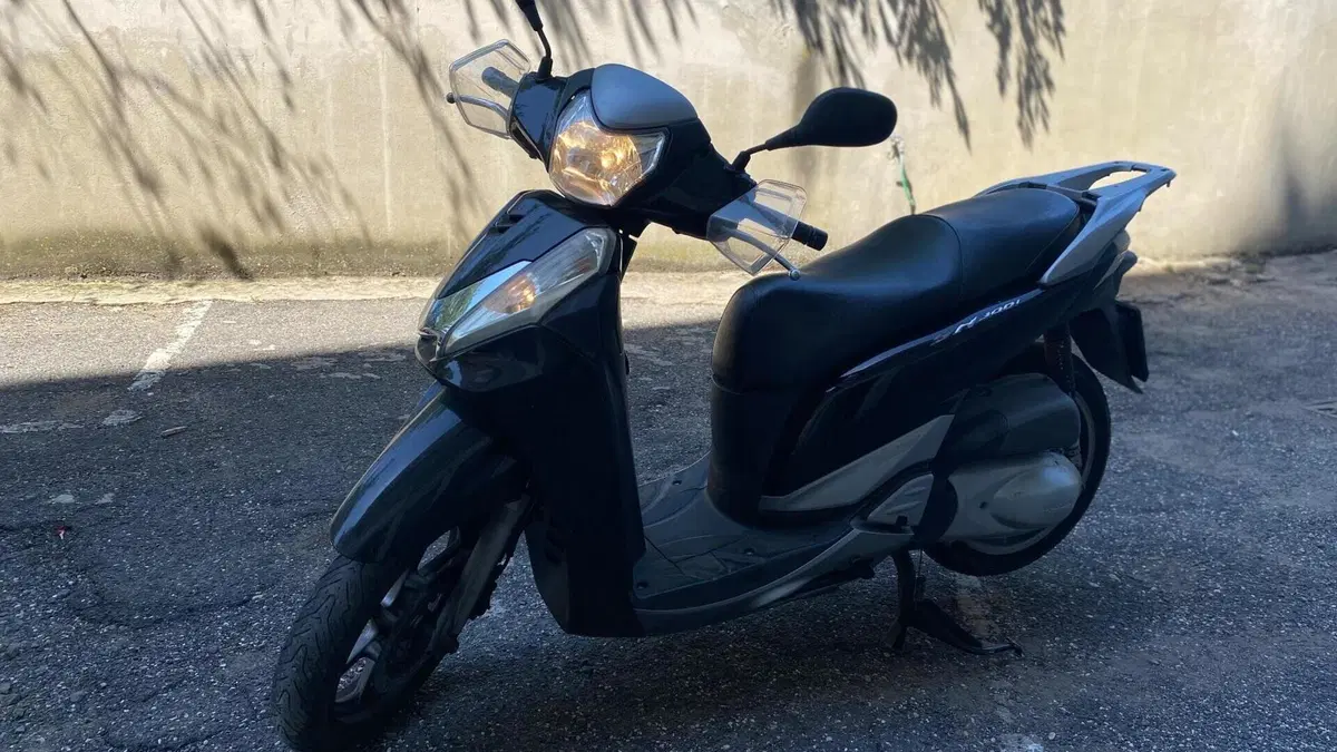 Honda SH 300 i (2011 - 14)  (9)